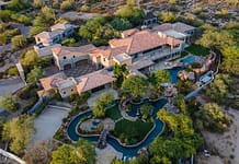 Patrick Mahomes built incredible mansion with football field, Par