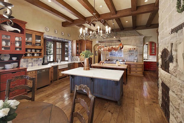 Inside Prince Harry & Meghan Markle's Montecito Estate (PHOTOS)