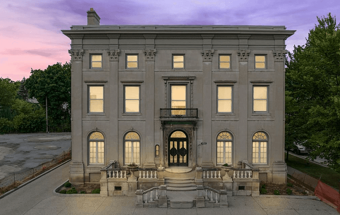 Historic Detroit Mansion Lists For 1 9 Million PHOTOS   Screen Shot 2022 08 25 At 7.30.18 PM 