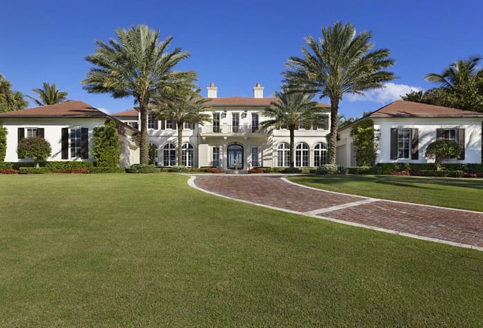 $26.5 Million Oceanfront Mansion In Manalapan, FL - Homes of the Rich