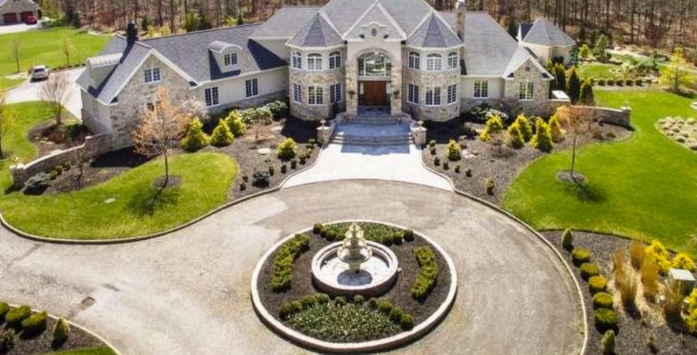 38 Acre Estate In Shamong, NJ Homes of the Rich
