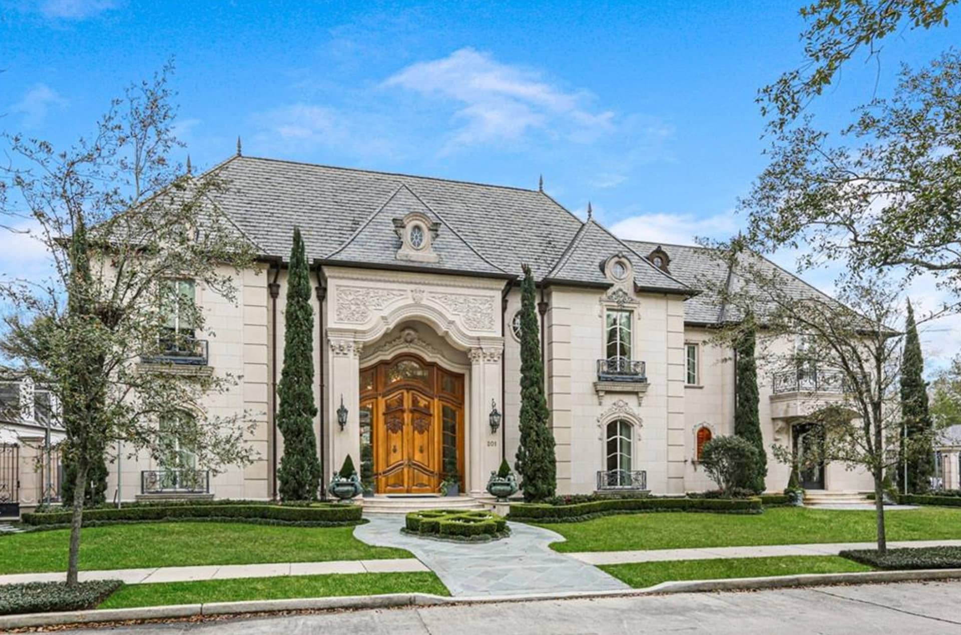 $16.895 Million French Provincial Style Home In Metairie, Louisiana - Homes  of the Rich