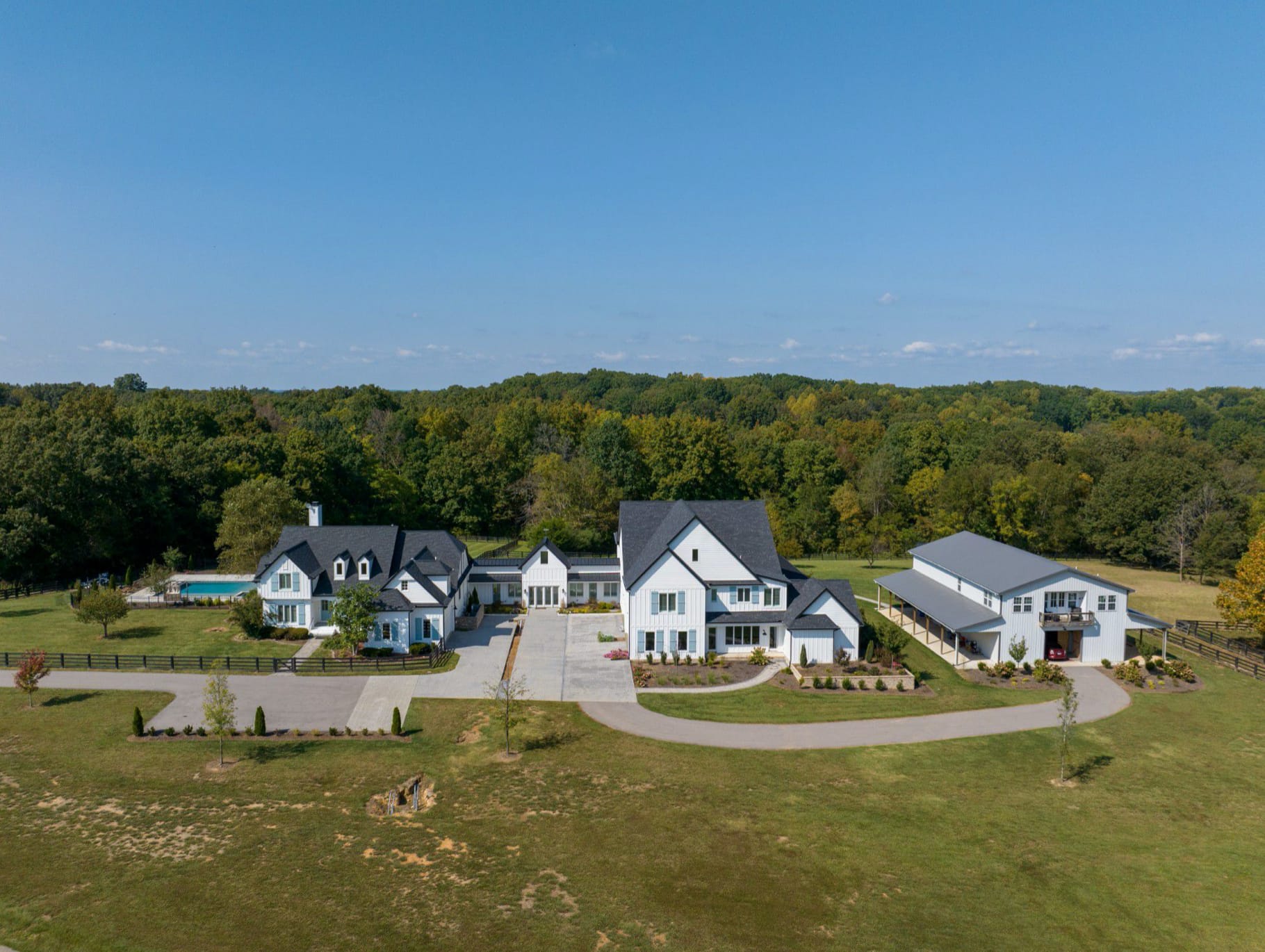 19 Acre Tennessee Estate Is An Entertainer's Dream