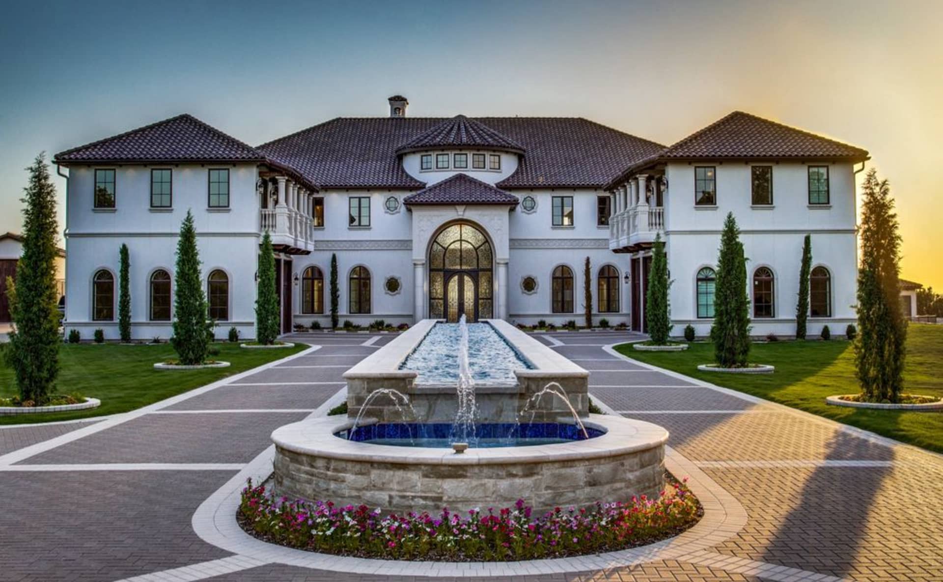 Grand Hilltop Texas Home With Resort-Style Pool