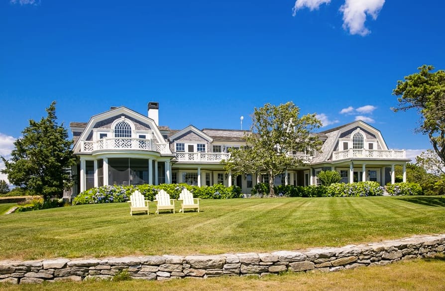 $20 Million Waterfront Mansion In Edgartown, MA - Homes of the Rich