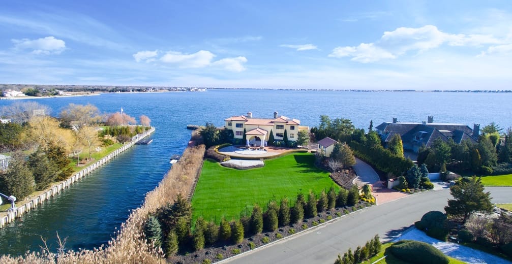 6.5 Million Waterfront Mansion In Remsenburg, NY Homes of the Rich
