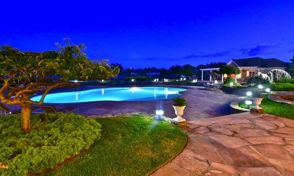 Grand Waterfront Estate In Rumson, NJ Homes of the Rich