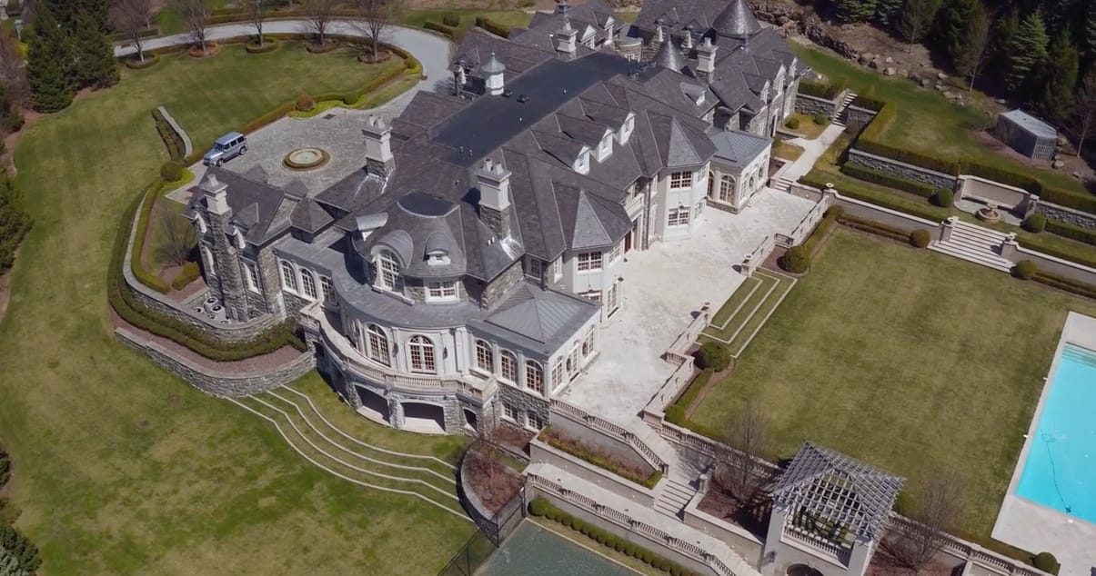 This $17.5 Million New Jersey Mansion is Like a Private Resort – Robb Report