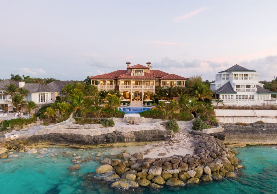 $32 Million Beachfront Home In The Bahamas (PHOTOS) - Homes of the Rich