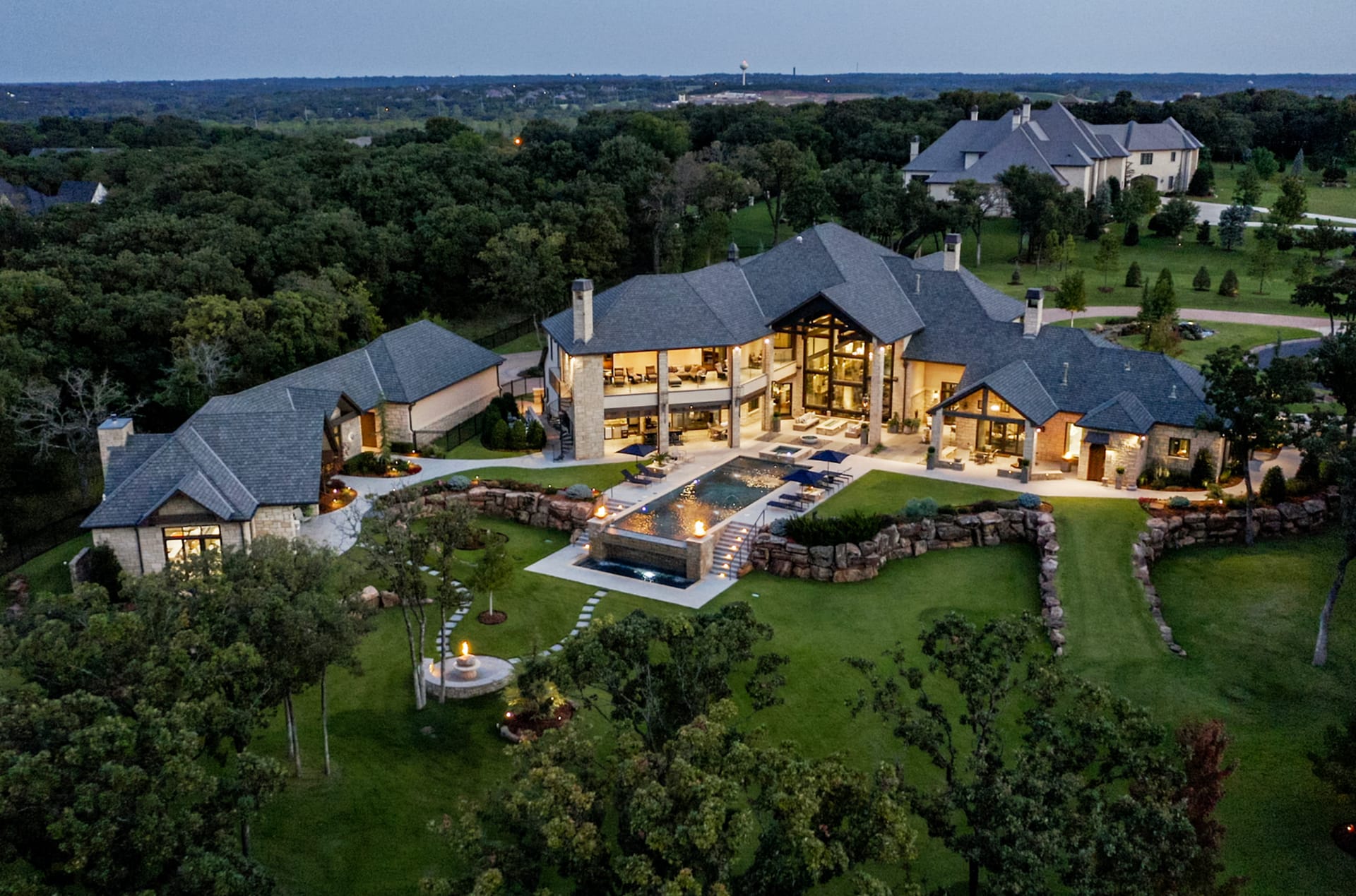 12-000-square-foot-stone-home-in-arcadia-oklahoma-homes-of-the-rich