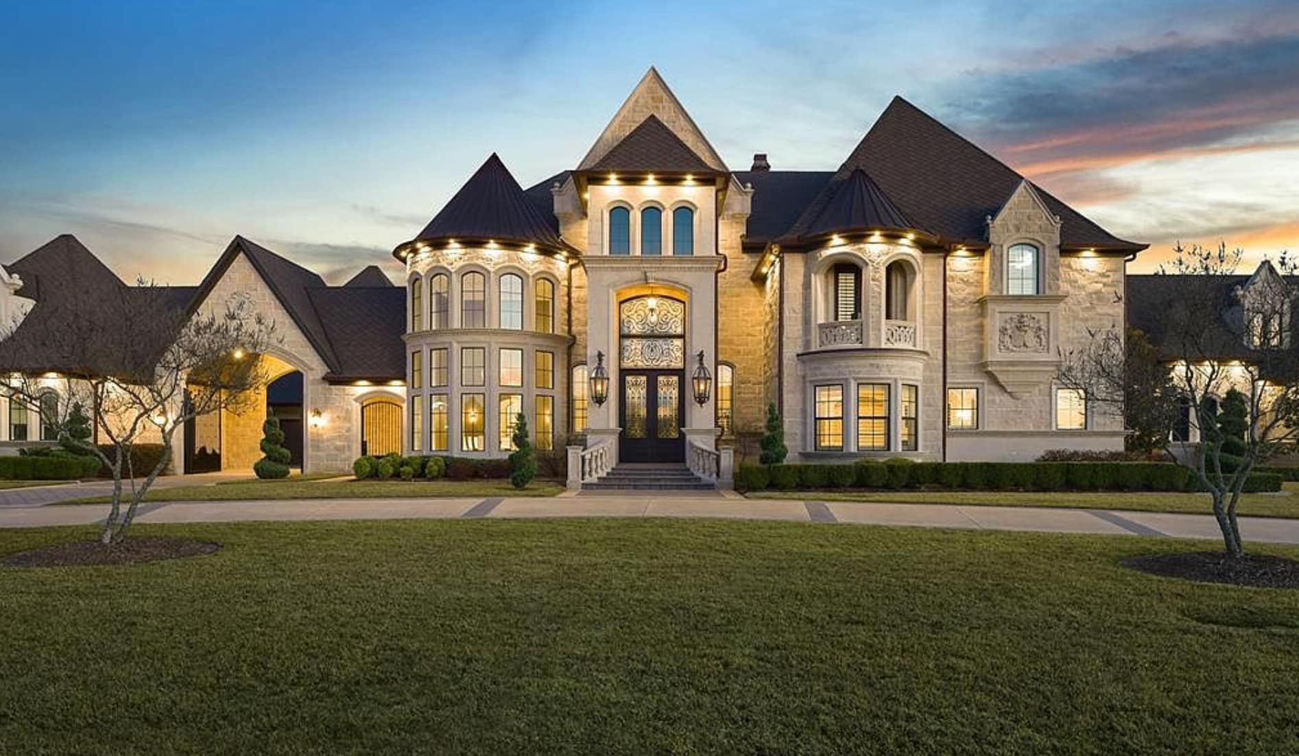 Stone & Stucco Home In Rockwall, Texas With 5Car Garage & Bowling