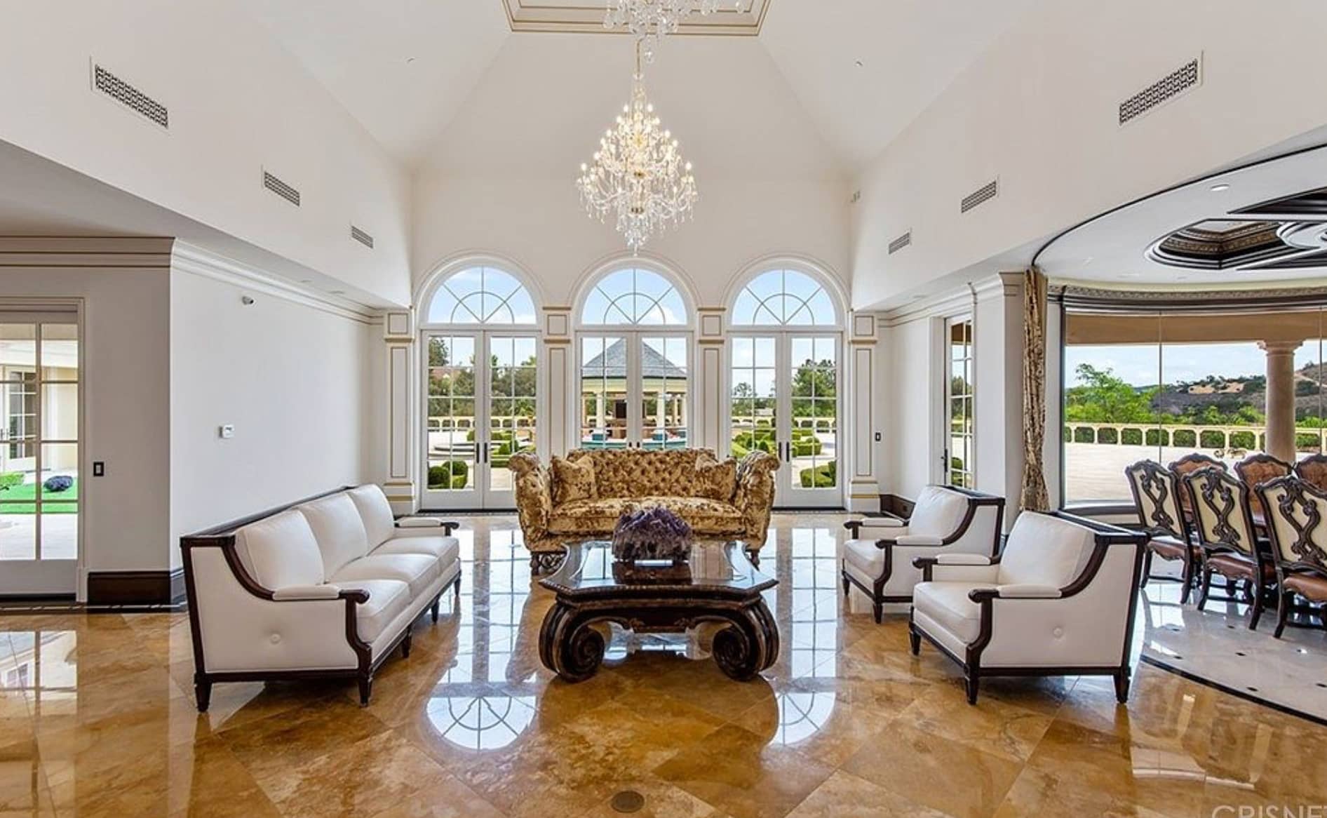 Get A Look Inside Jeffree Star's $14 Million Mansion