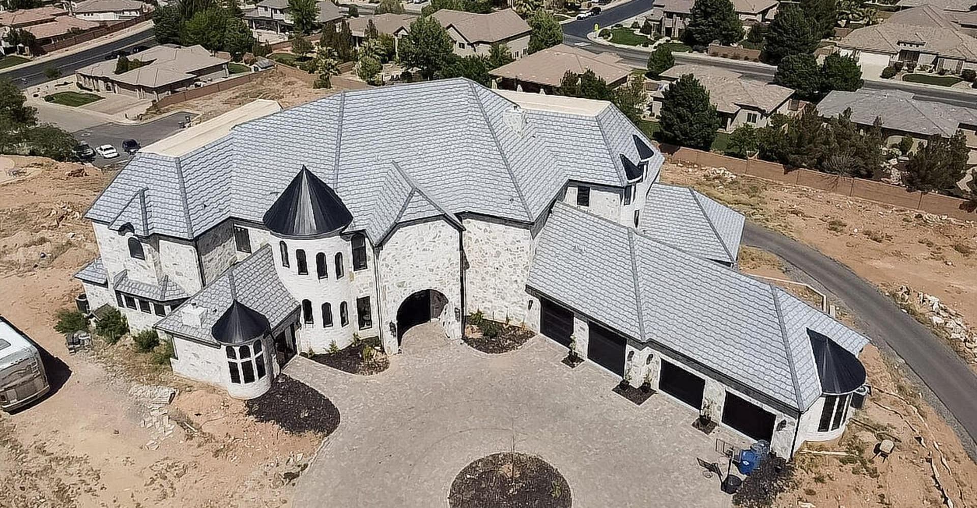 17,000 Square Foot Stone & Brick Home In Saint Utah (PHOTOS