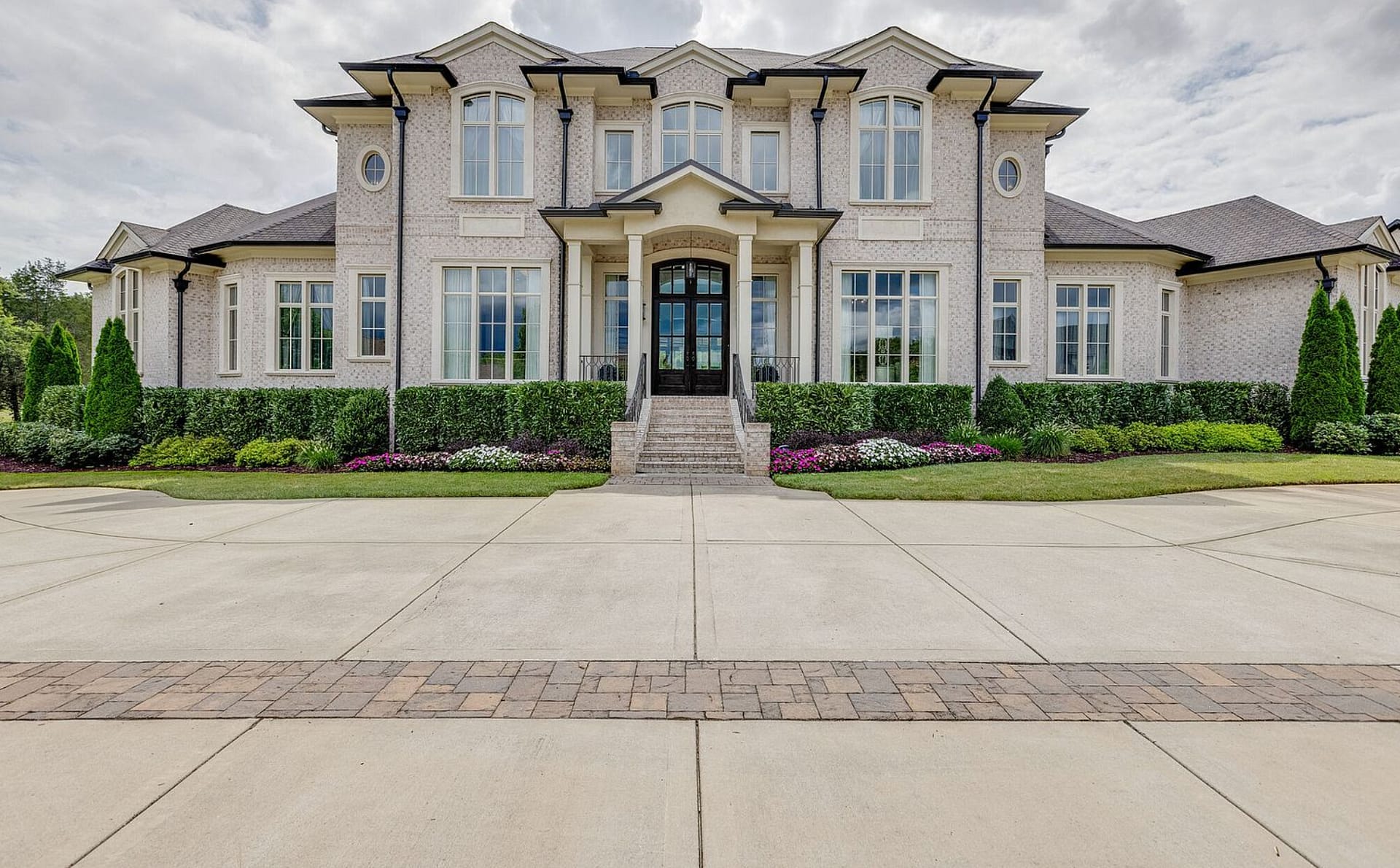 4 Million Brick Home In College Grove, Tennessee (PHOTOS)