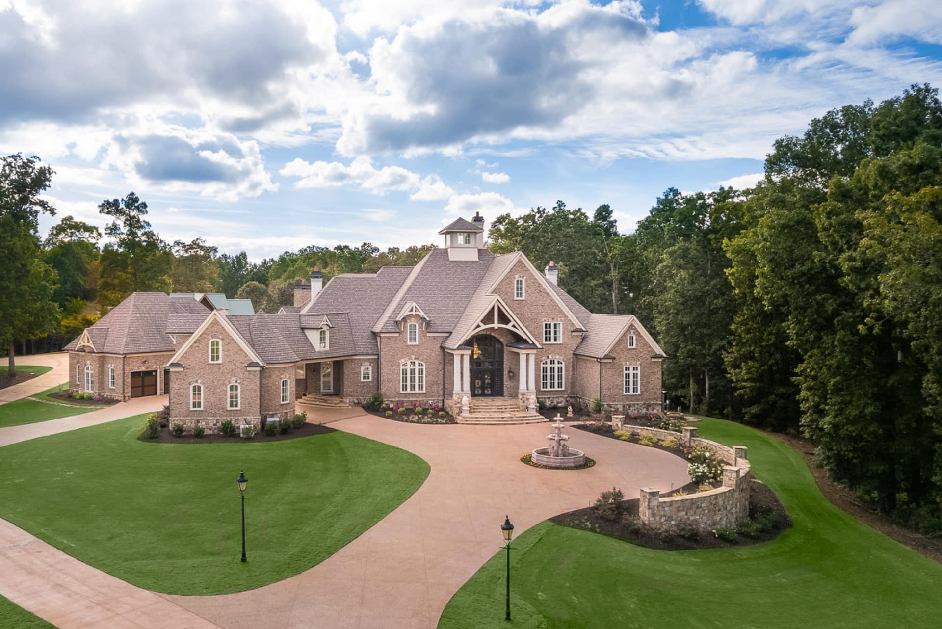 Amazing Georgia Estate With 3 Homes (PHOTOS)