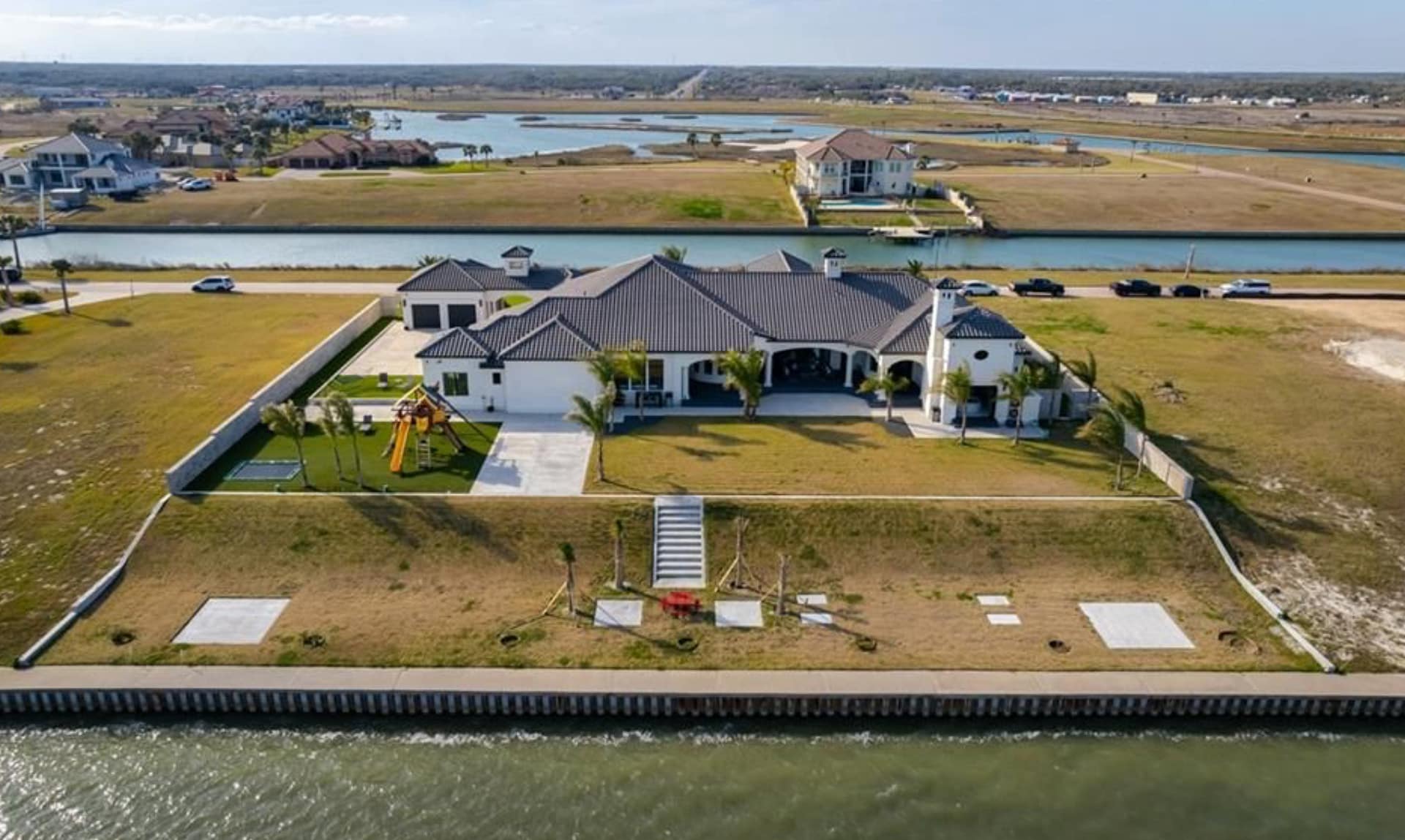 5 Million Waterfront Home In Aransas Pass, Texas (PHOTOS)