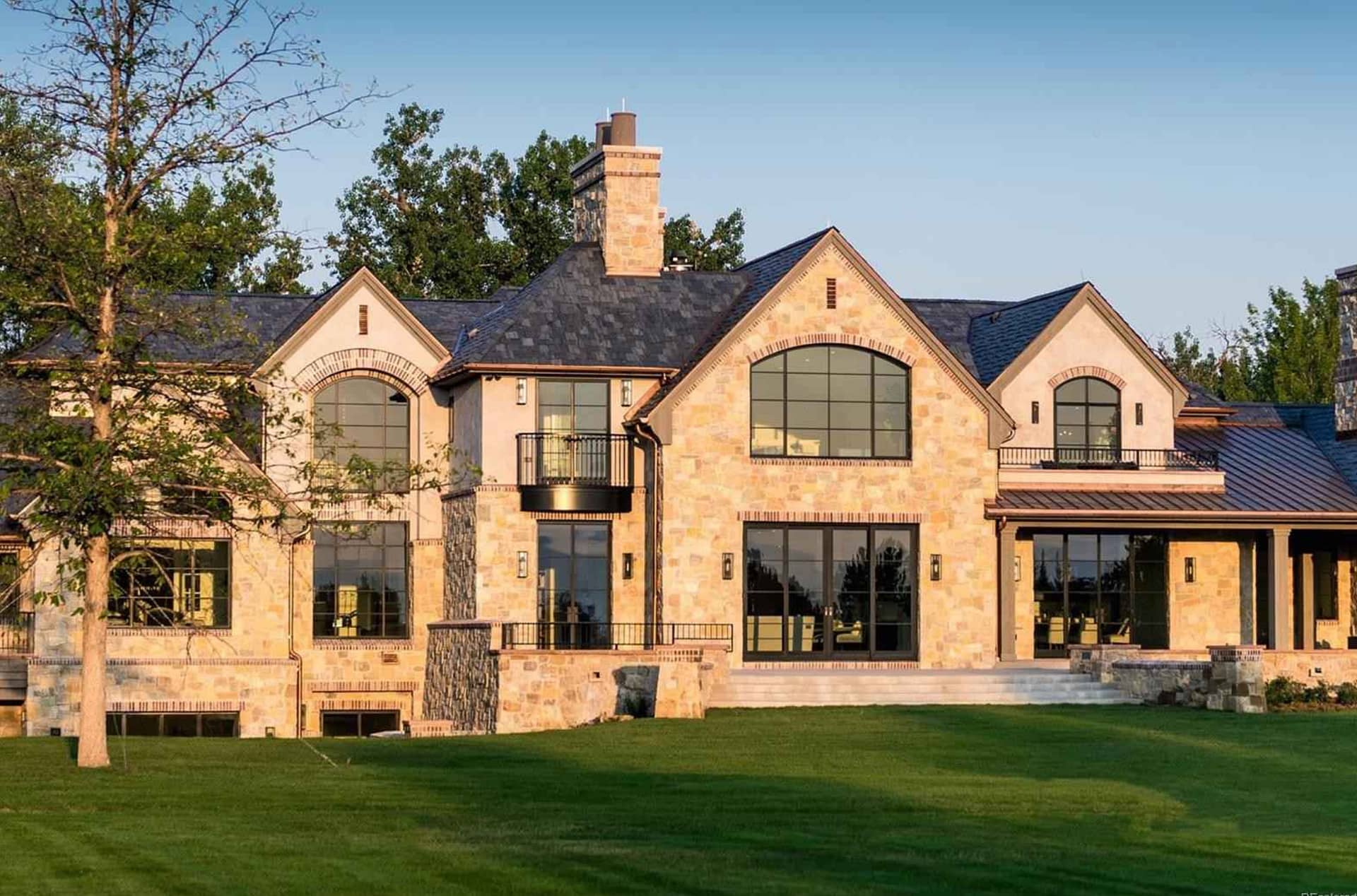 Ciara & Russell Wilson Buy Colorado Home For $25 Million (PHOTOS ...