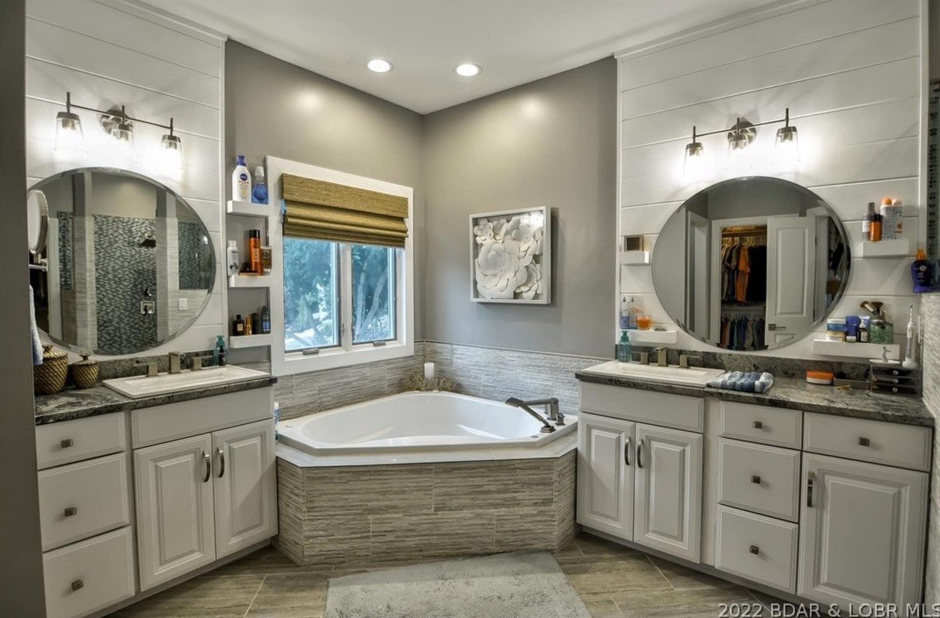 4 Million Lakefront Home In Camdenton, Missouri (PHOTOS)