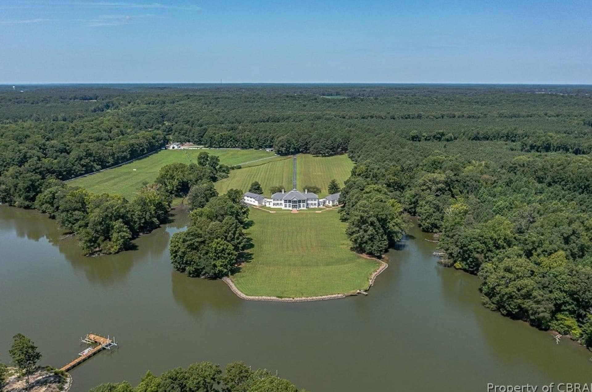 88 Acre Waterfront Estate In Kilmarnock, Virginia (PHOTOS)