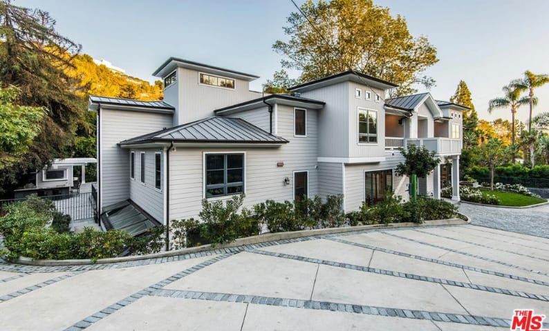 $18.5 Million New Build In Los Angeles, California - Homes of the Rich