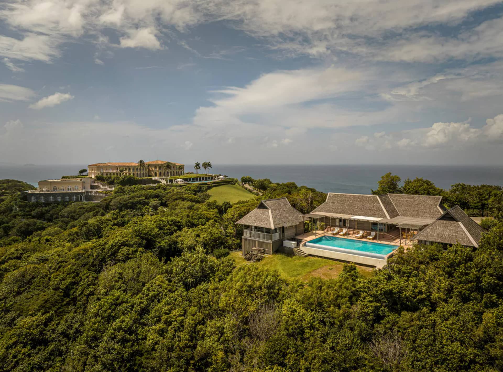 Incredible $200 Million Estate On A Private Island (PHOTOS)