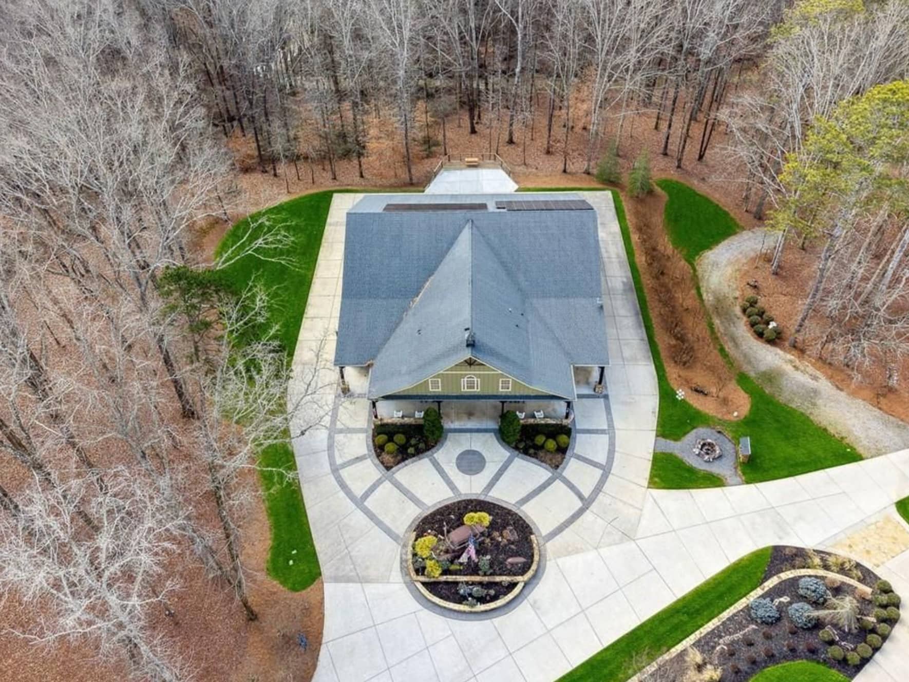 15 Acre Georgia Estate With A Fallout Shelter (PHOTOS)