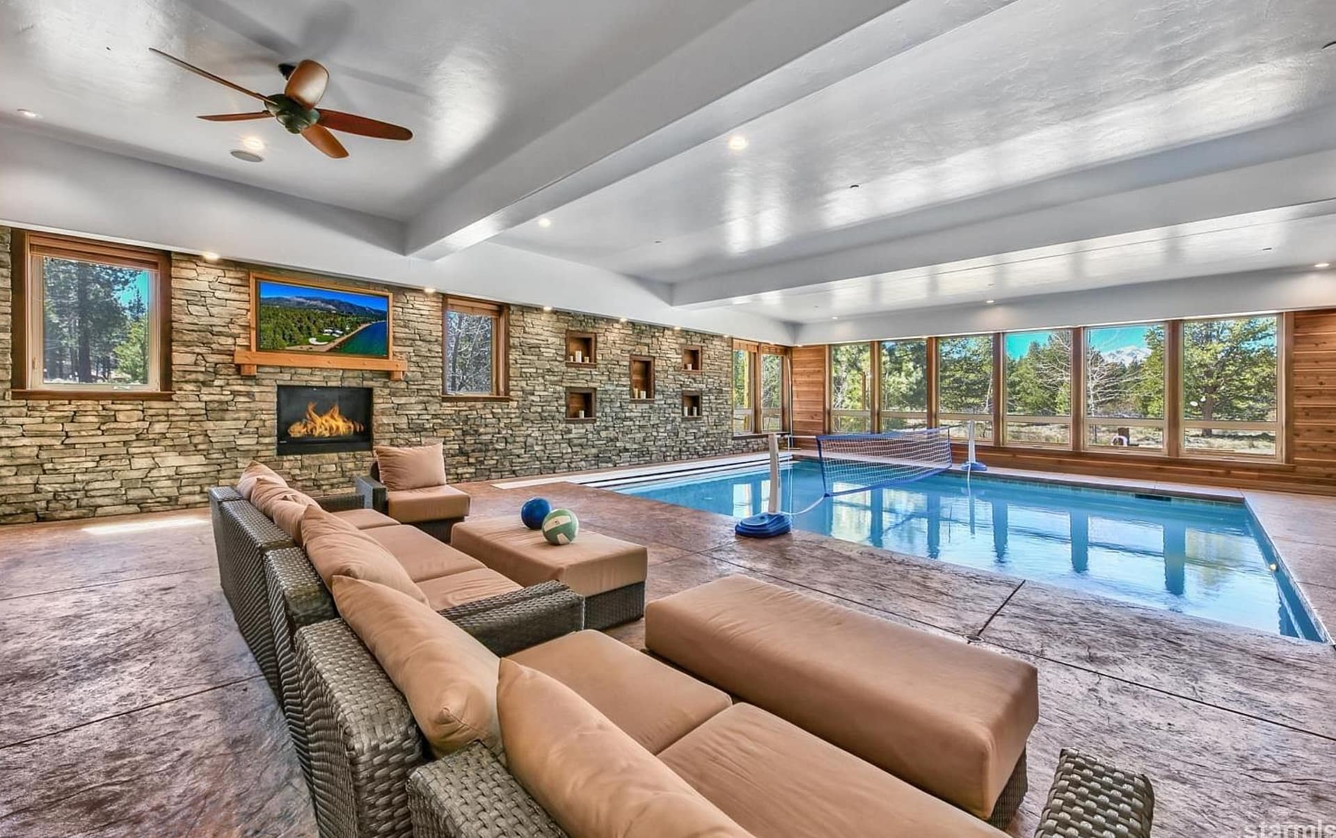 South Lake Tahoe Home With Indoor Pool (PHOTOS)