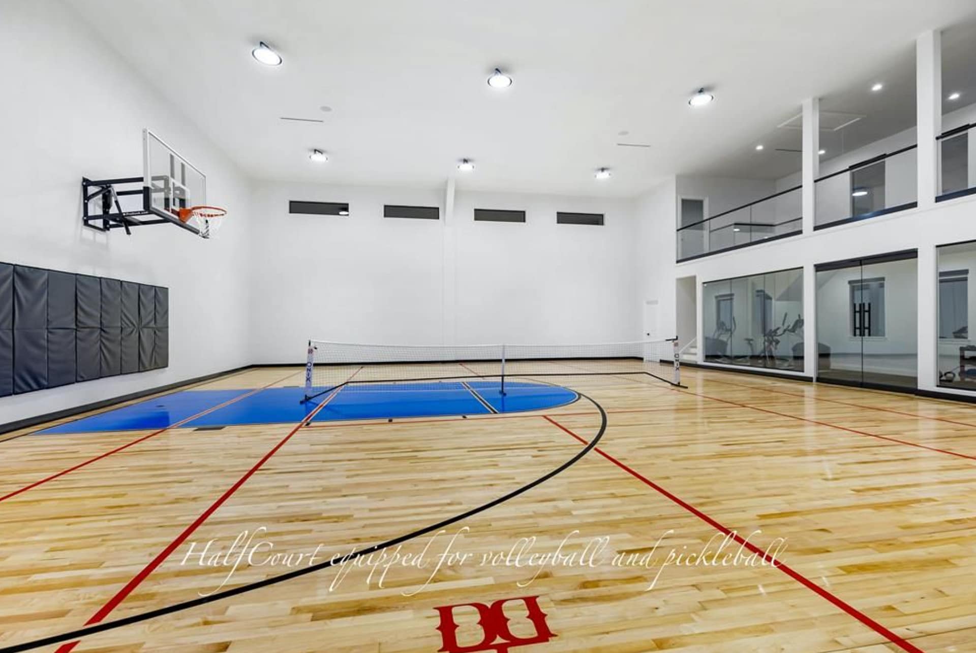 Texas New Build On 51 Acres With Basketball Court (PHOTOS)
