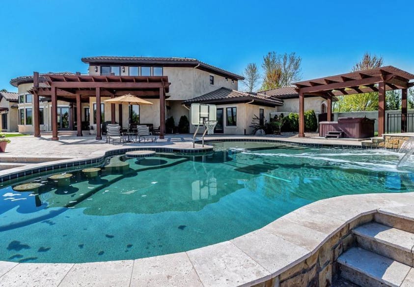 2 Million Lakefront Home In Eagle, Idaho Homes of the Rich