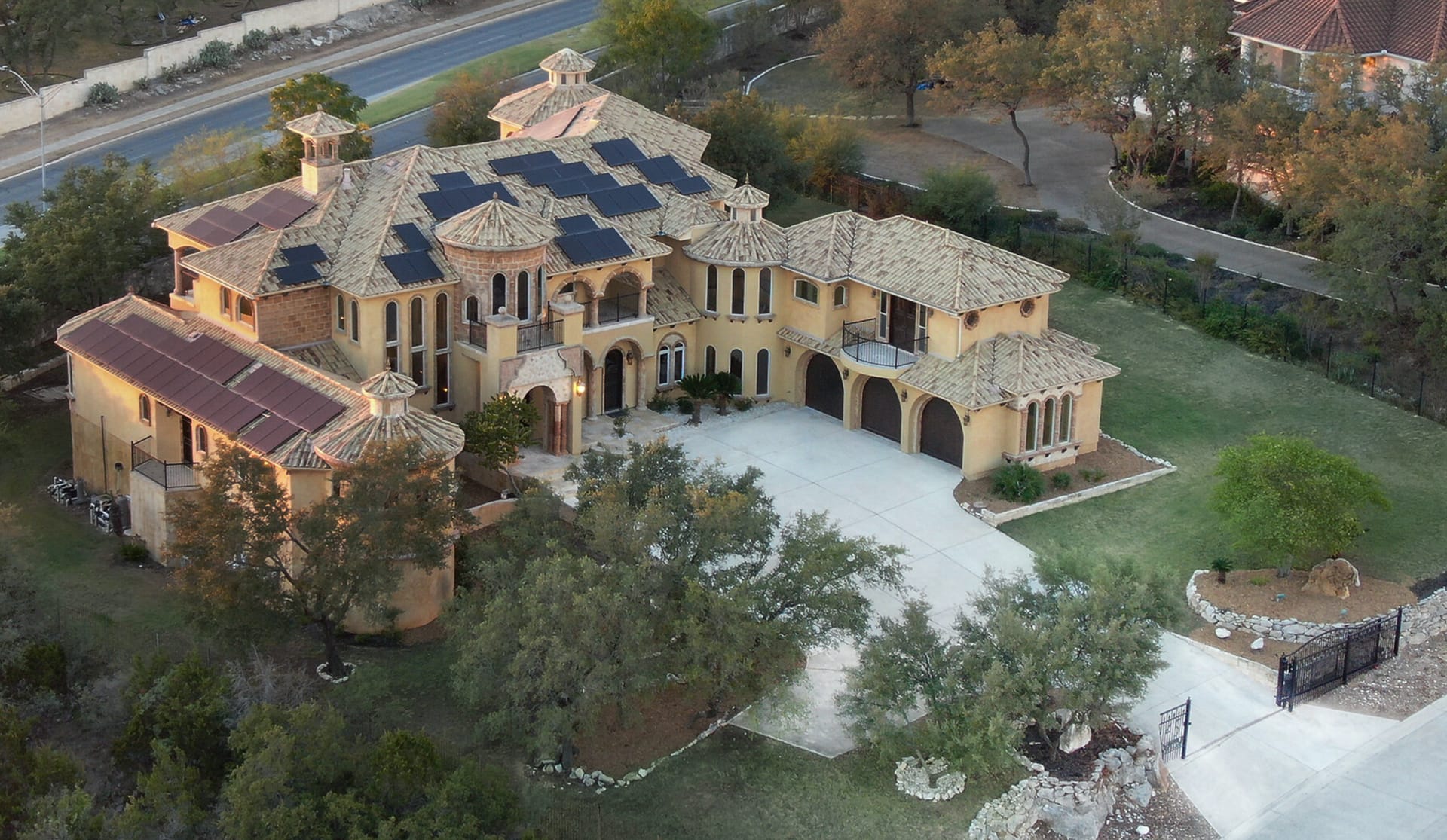 2 Million Mediterranean Home In Austin, Texas (PHOTOS)