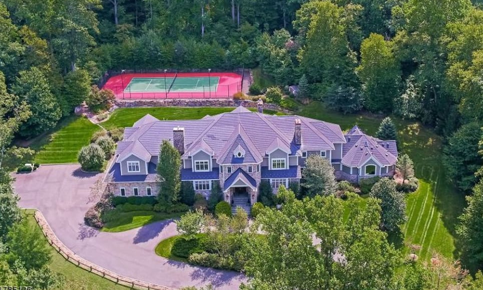 Mansion On 10 Acres In Mendham, New Jersey Homes of the Rich