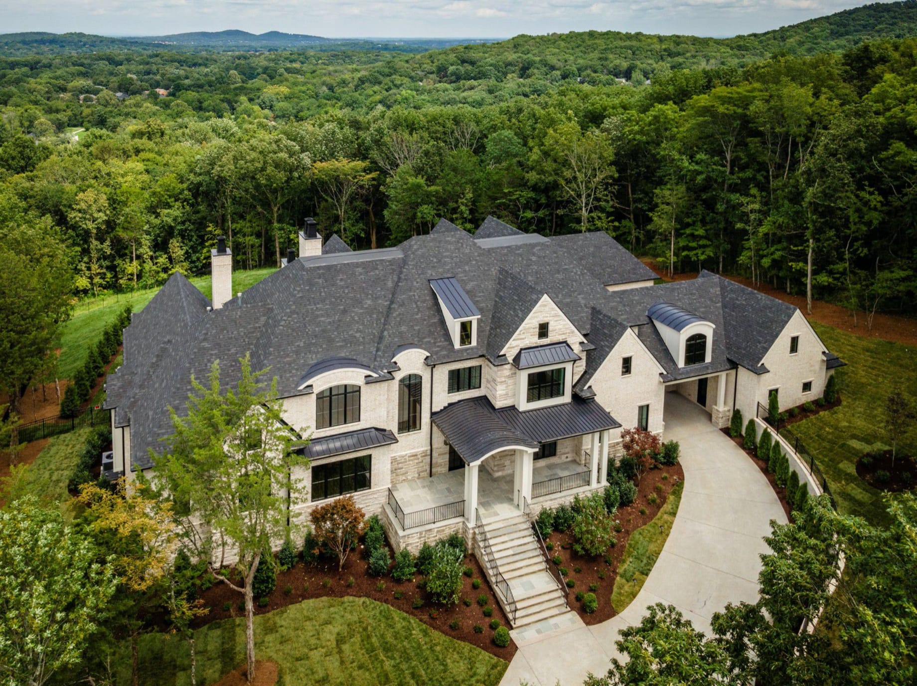 $9 Million New Build In Brentwood, Tennessee (PHOTOS)