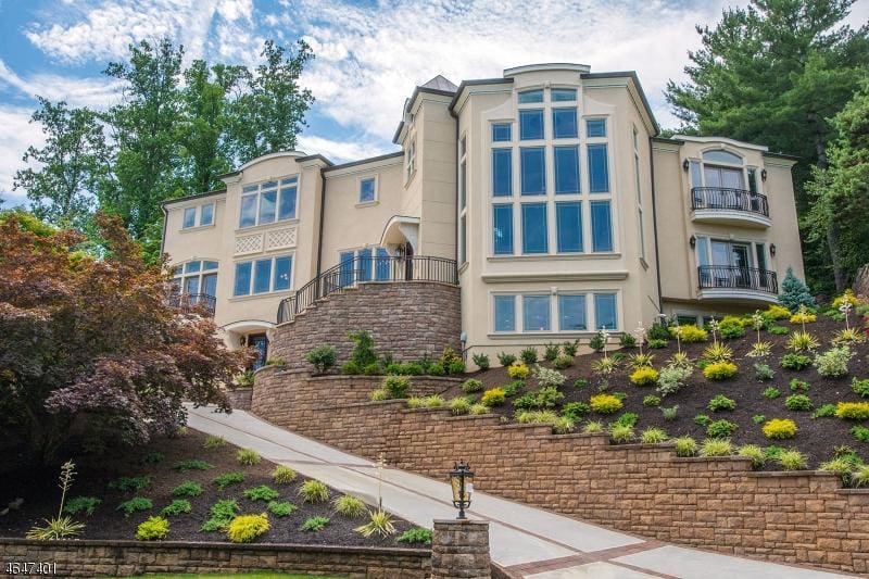 2.395 Million Newly Built Contemporary Home In Mountainside, NJ