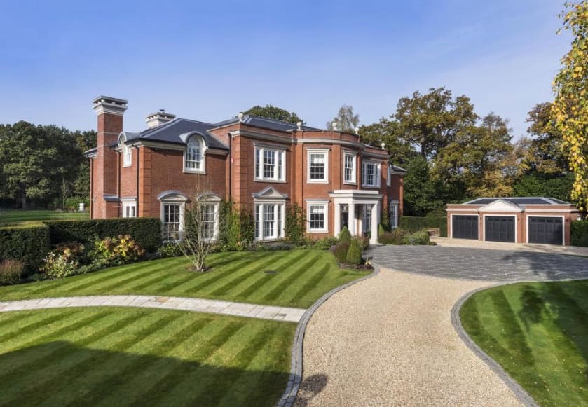 £13 Million Brick Home In Surrey, England - Homes of the Rich