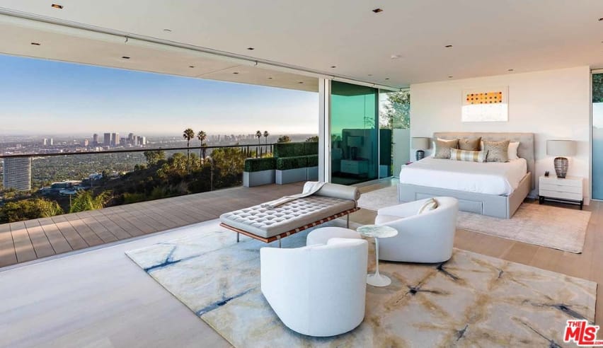 $52 Million Modern New Build In Los Angeles, California - Homes of the Rich