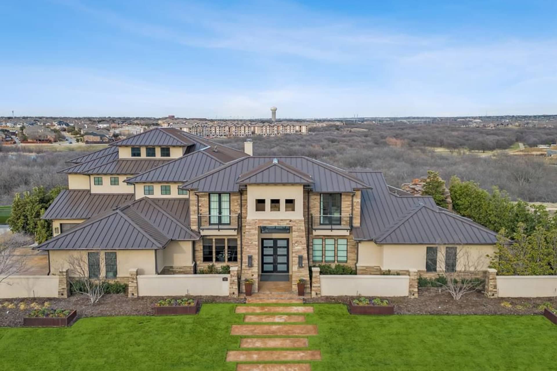 Auction for Million Dollar House in Texas, Frisco