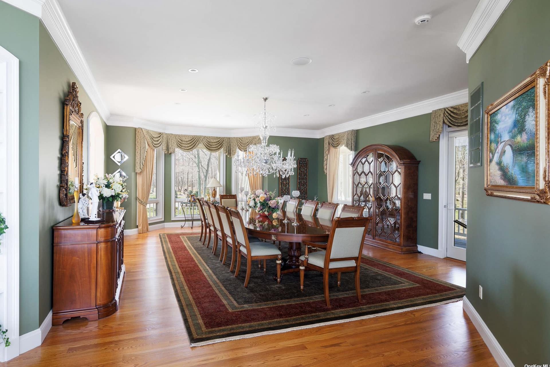 Waterfront Home On 8 Acres In Southold, New York (PHOTOS)