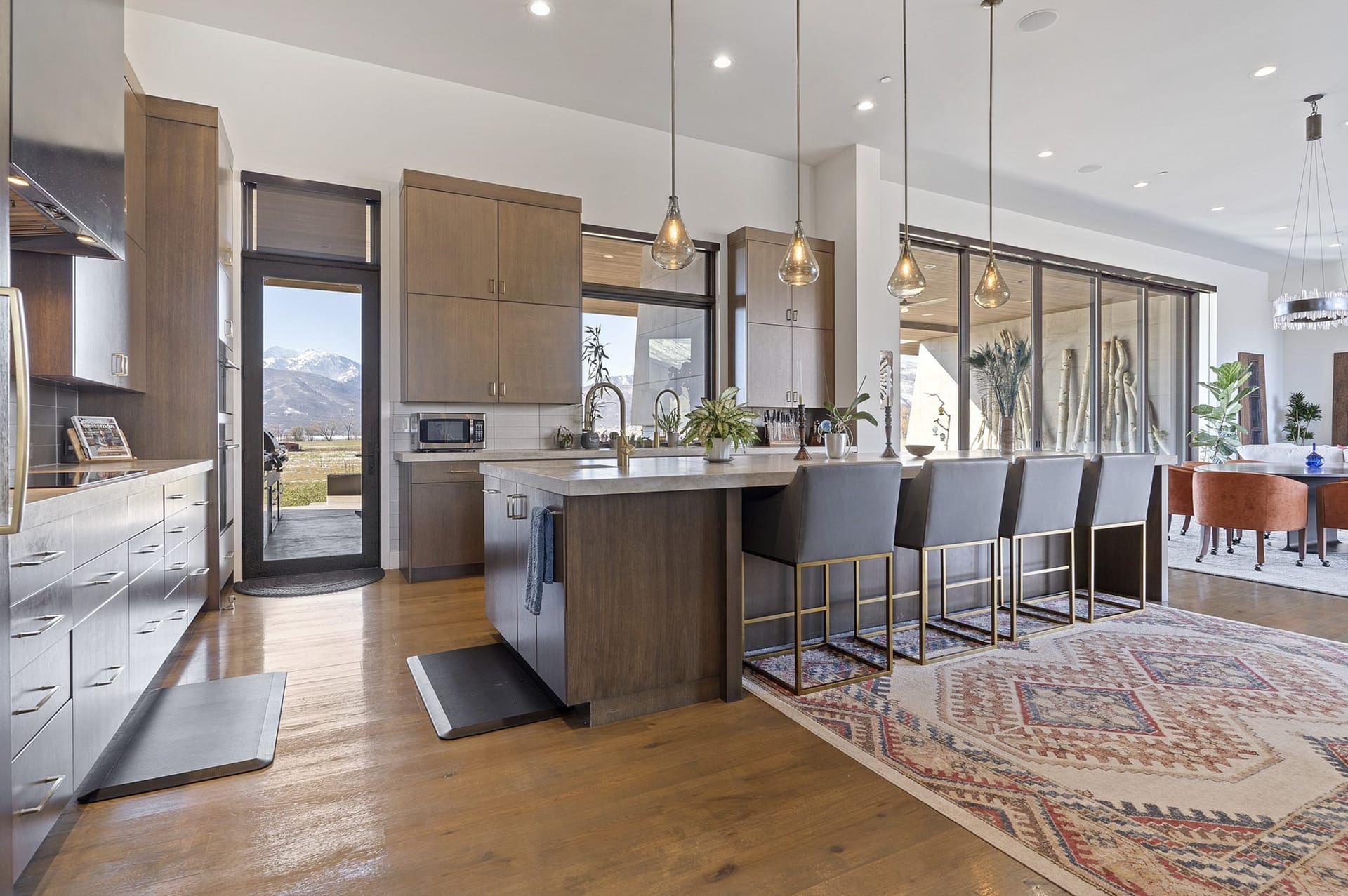 $8 Million Contemporary Home In Huntsville, Utah (PHOTOS)