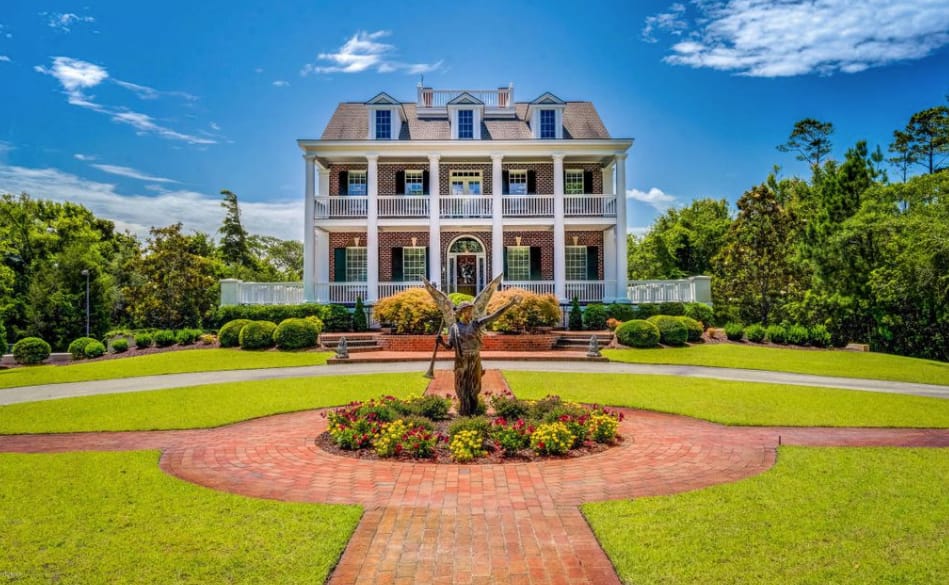 Plantation Style Waterfront Home In Newport, North Carolina Homes of