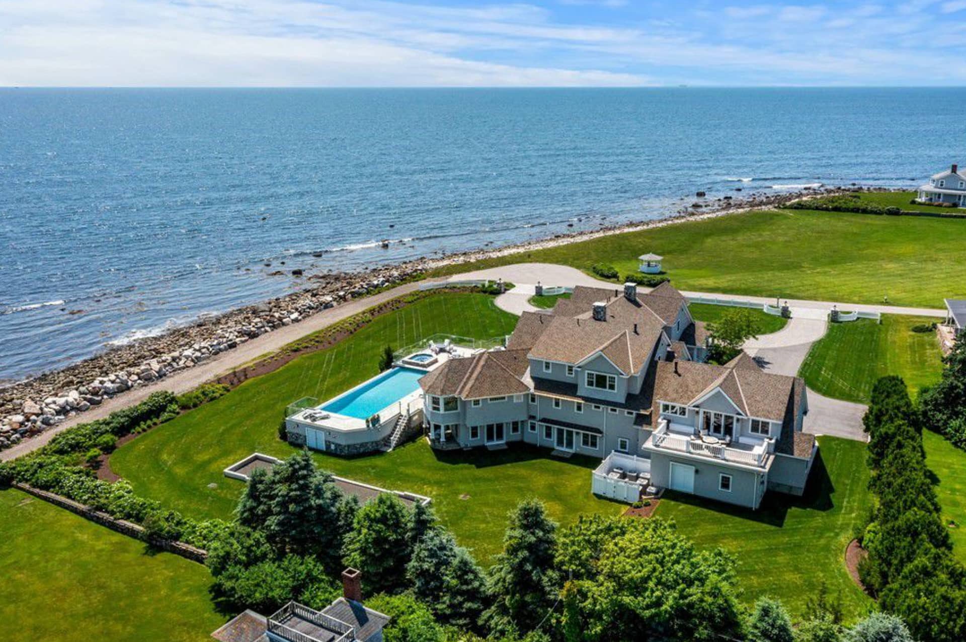 $22 Million Oceanfront Home In New Hampshire (PHOTOS)