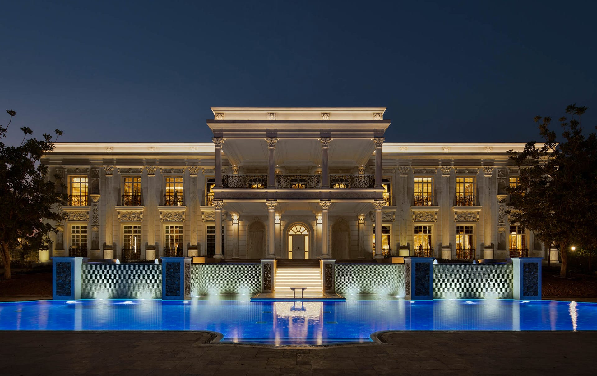 Incredible $200 Million Mega Home In Dubai (PHOTOS)