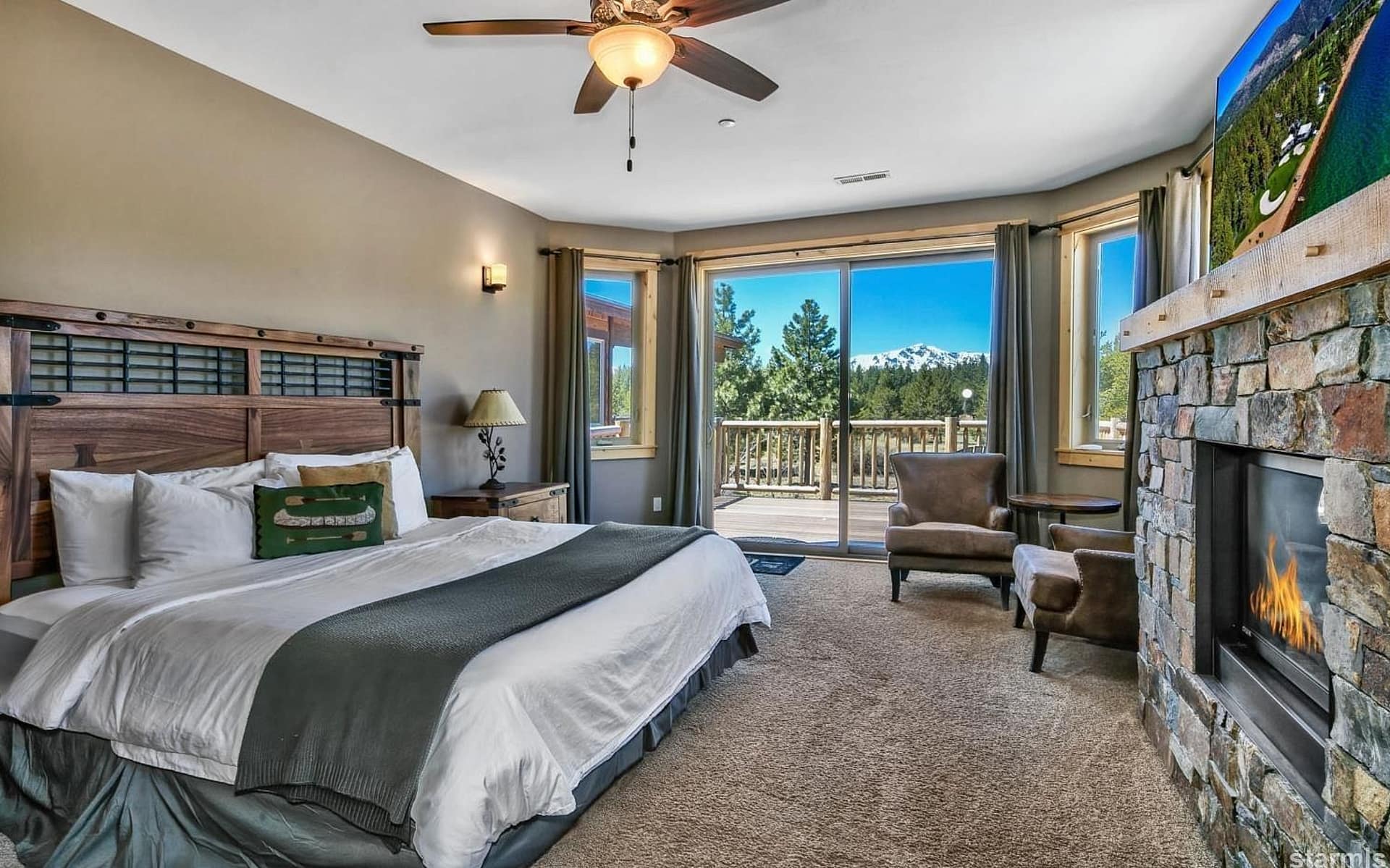 South Lake Tahoe Home With Indoor Pool (PHOTOS)