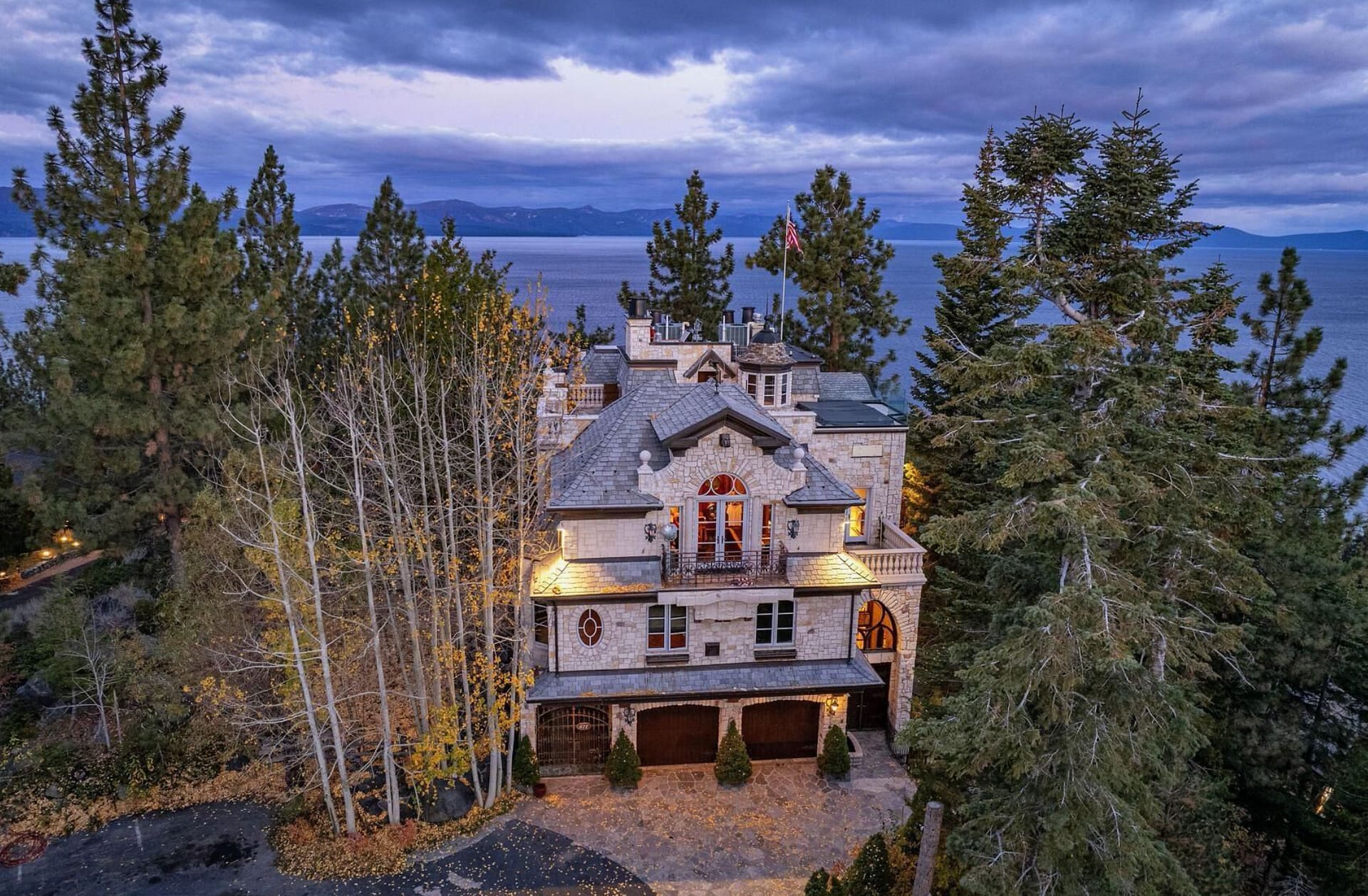 7 Million Stone Home In Zephyr Cove, Nevada (PHOTOS)