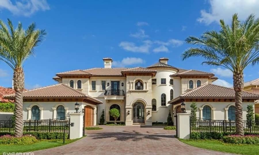 Newly Built Waterfront Home In Boca Raton, Florida - Homes of the Rich