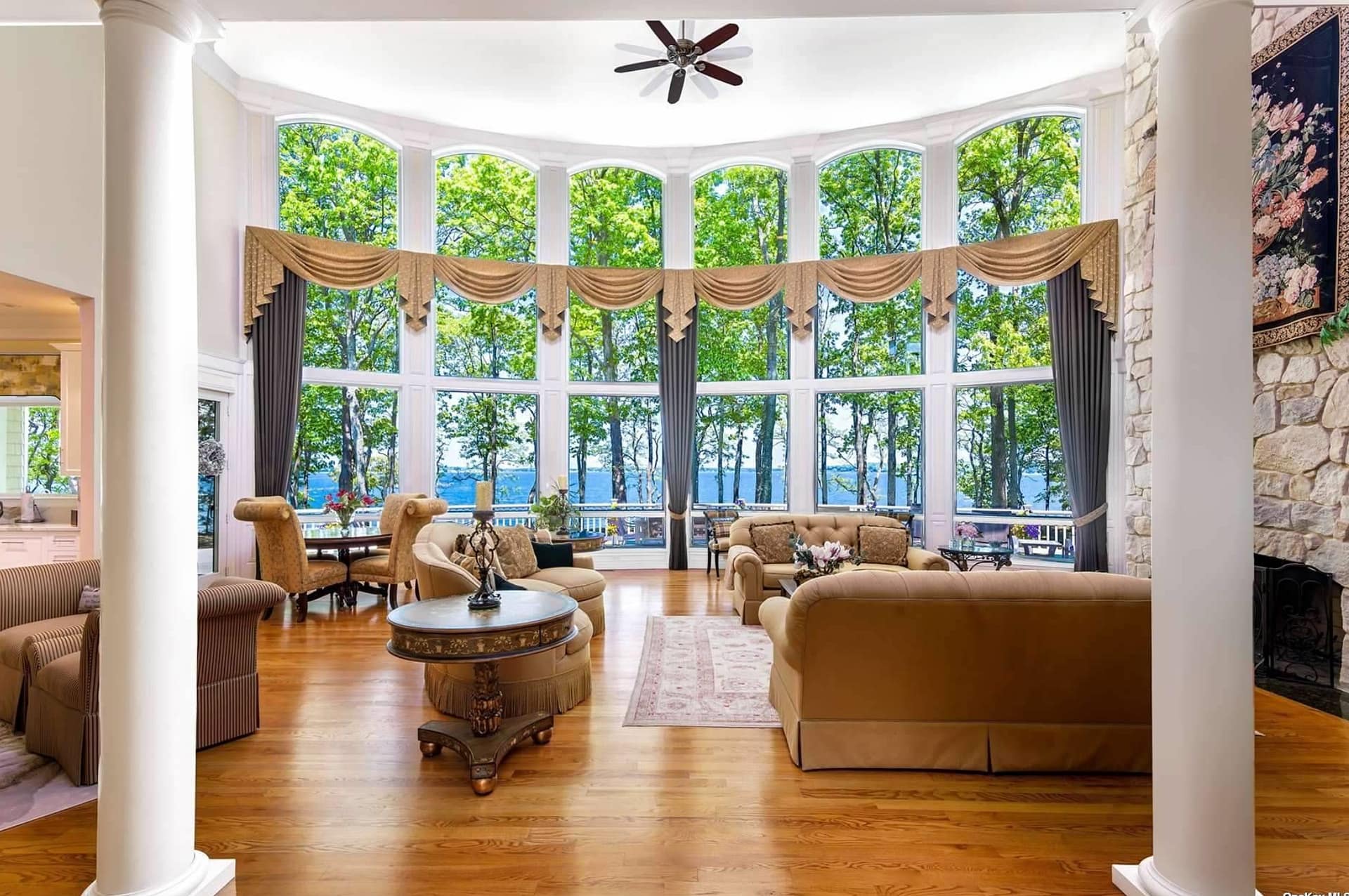 Waterfront Home On 8 Acres In Southold, New York (PHOTOS)