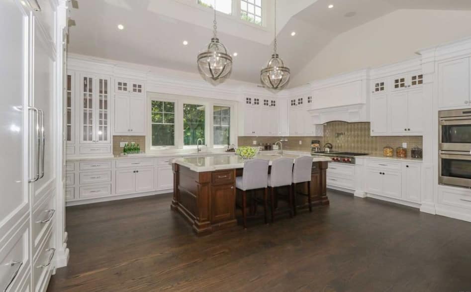 11,000 Square Foot Home On Long Island With Indoor Pool Homes of the Rich