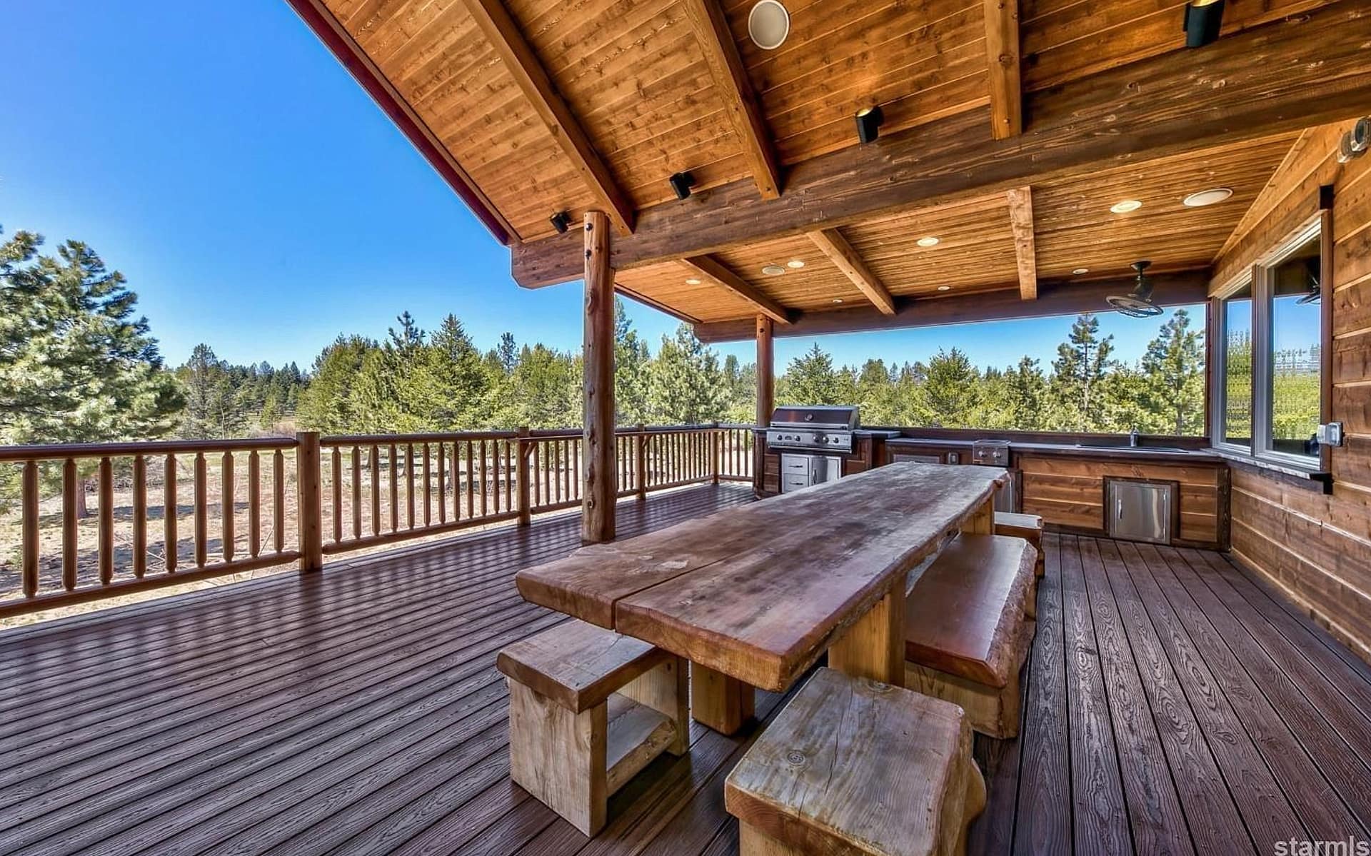 South Lake Tahoe Home With Indoor Pool (PHOTOS)