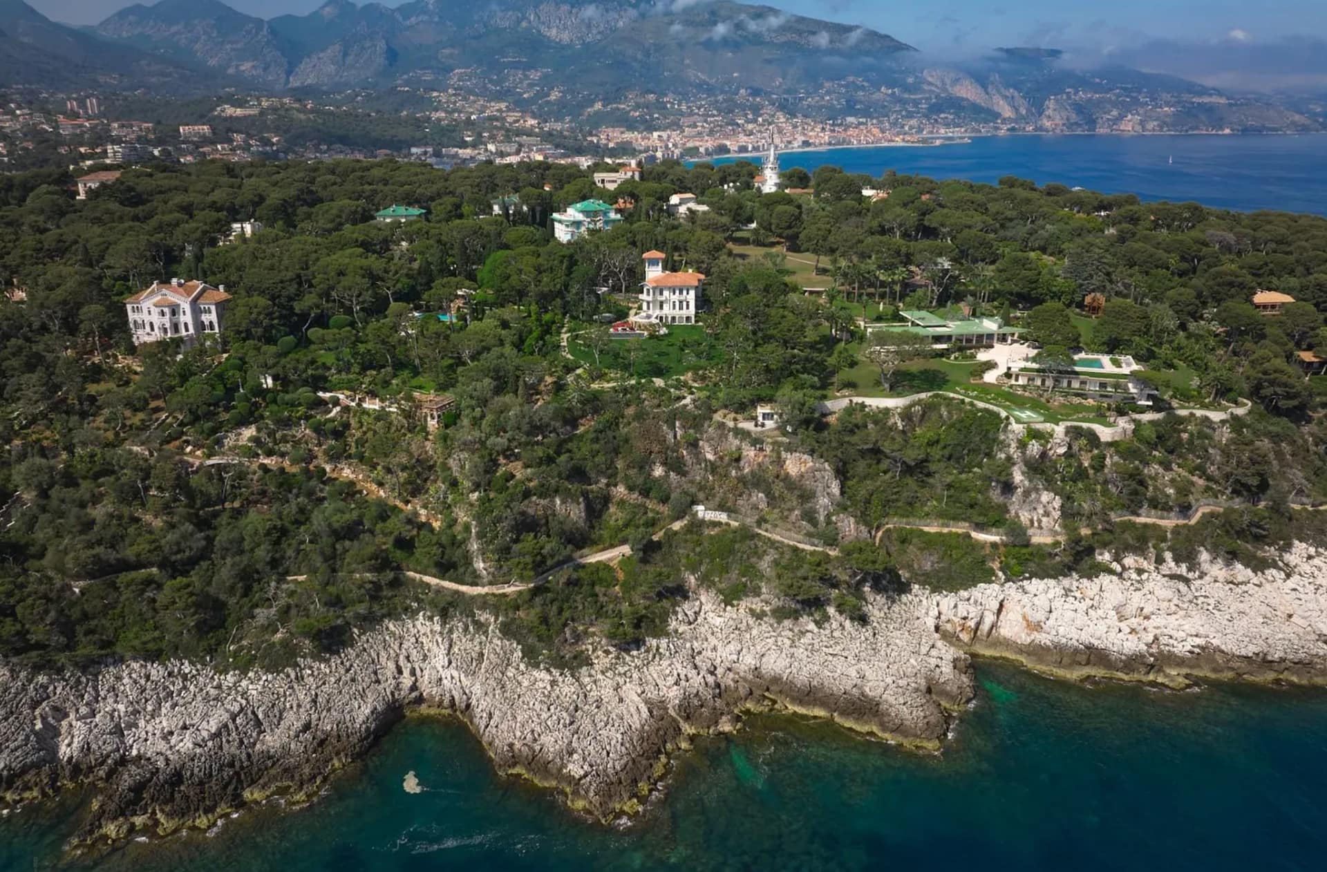 €55 Million Waterfront Villa In France (PHOTOS)