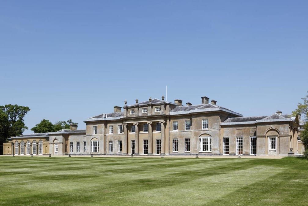 Hackwood Park - A 260 Acre Estate In England - Homes of the Rich