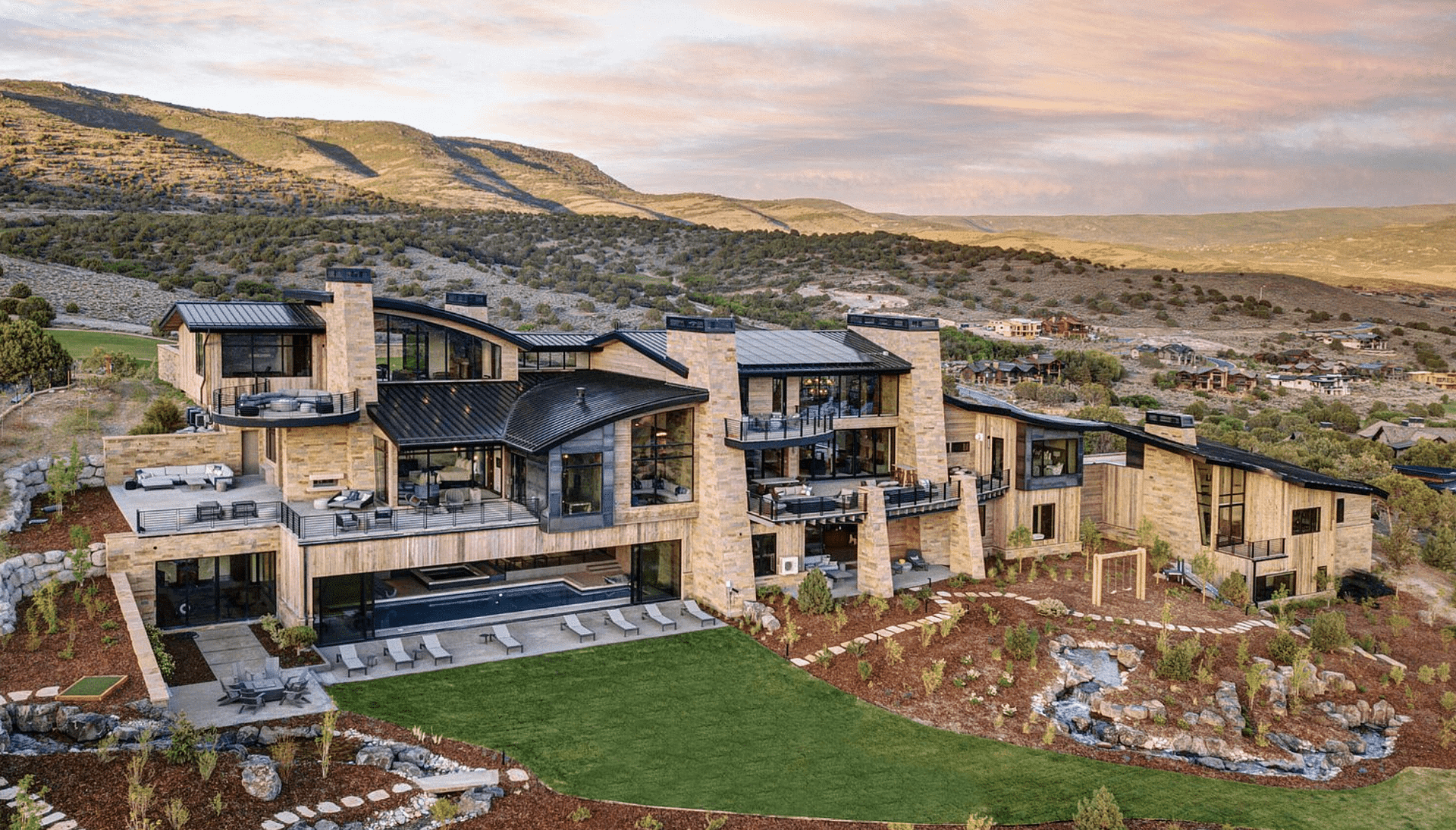 20,000 Square Foot Contemporary Home In Utah (PHOTOS)